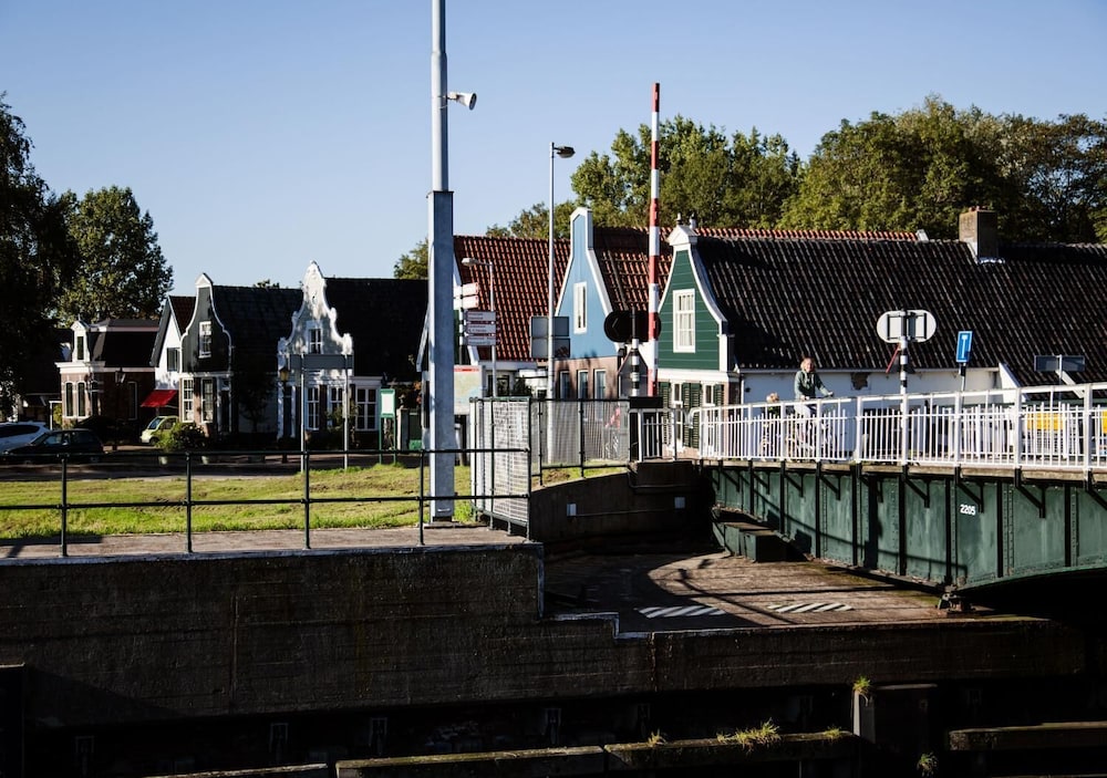 sweets buiksloterdraaibrug