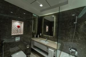 Suha Mina Rashid Hotel Apartments,,4 star