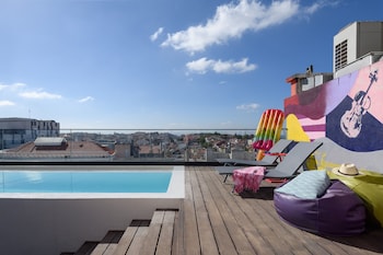 moxy lisbon city