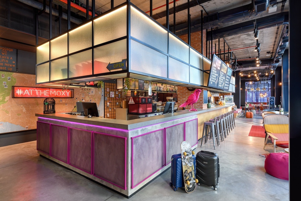 moxy lisbon city
