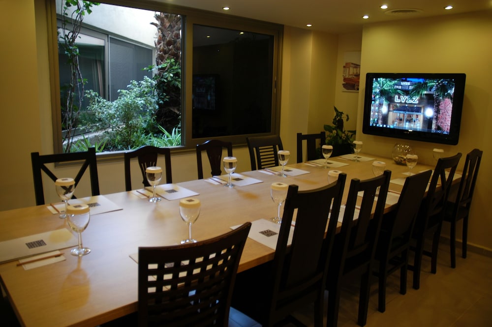 lvzz hotel boutique class