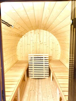 cabana sura getilor arinis