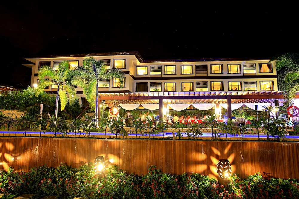 hotel tropika