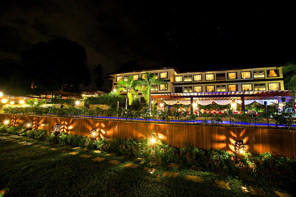 hotel tropika