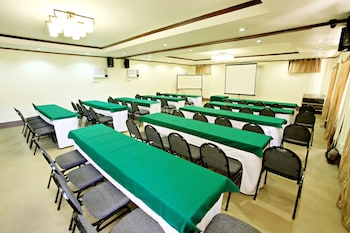 hotel tropika