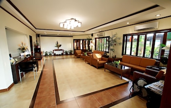hotel tropika