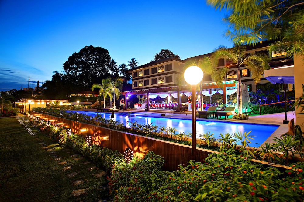 hotel tropika