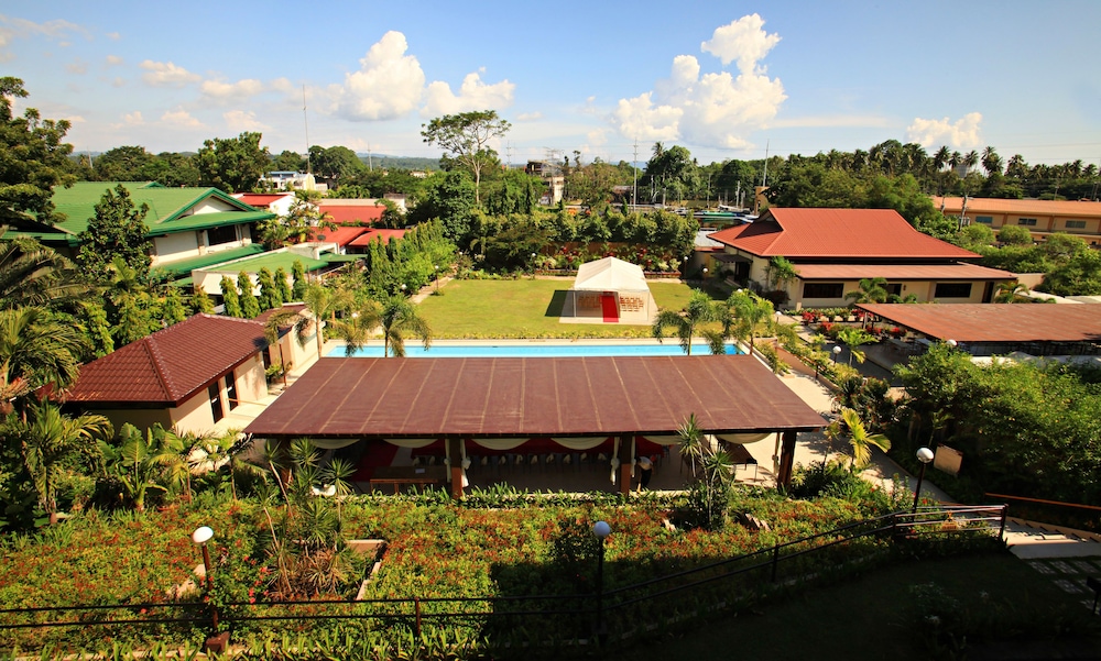 hotel tropika
