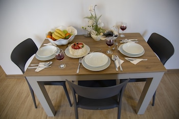 golden world suite hotel