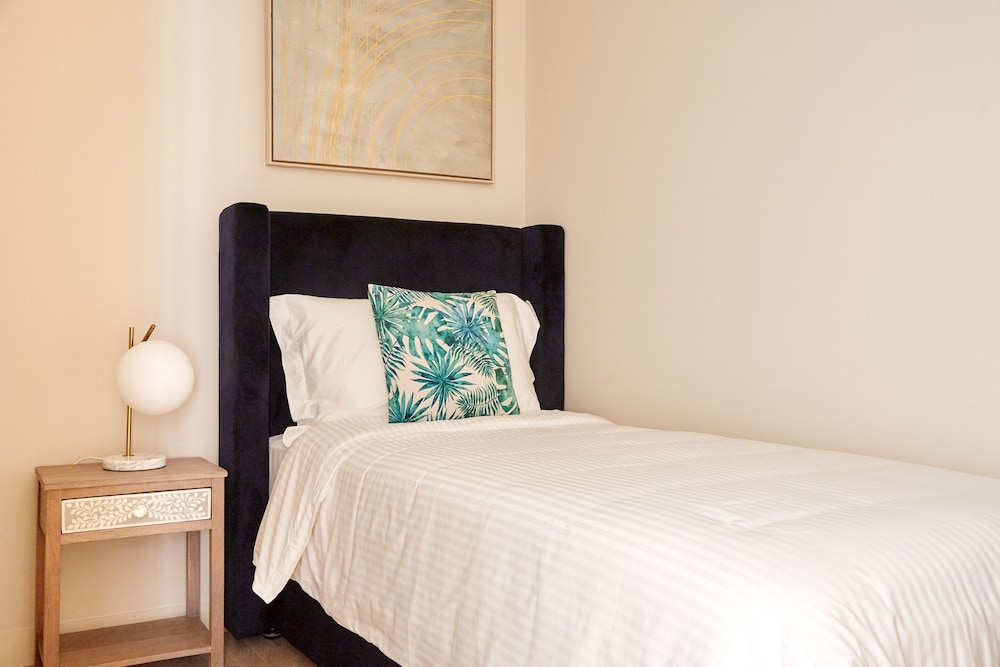 sonder at jbr the walk