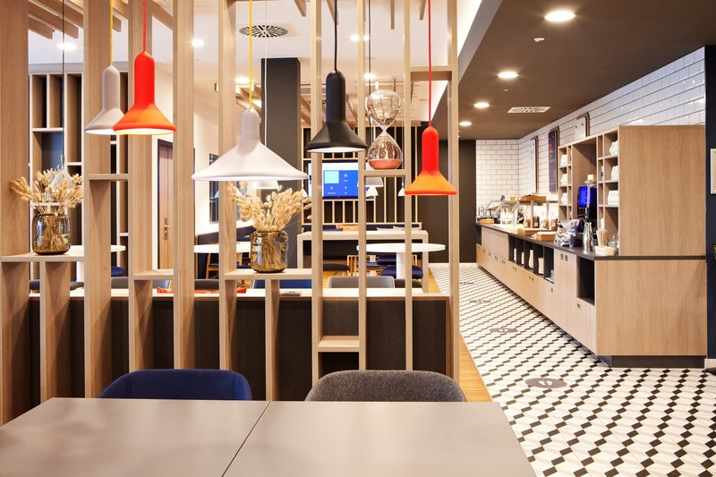 holiday inn express munich olympiapark an ihg hotel