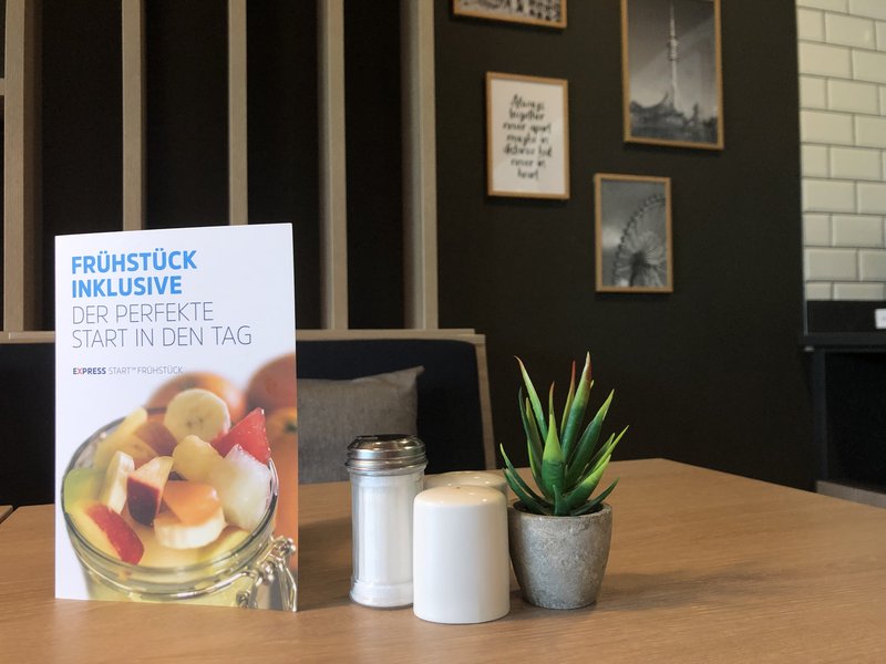 holiday inn express munich olympiapark an ihg hotel