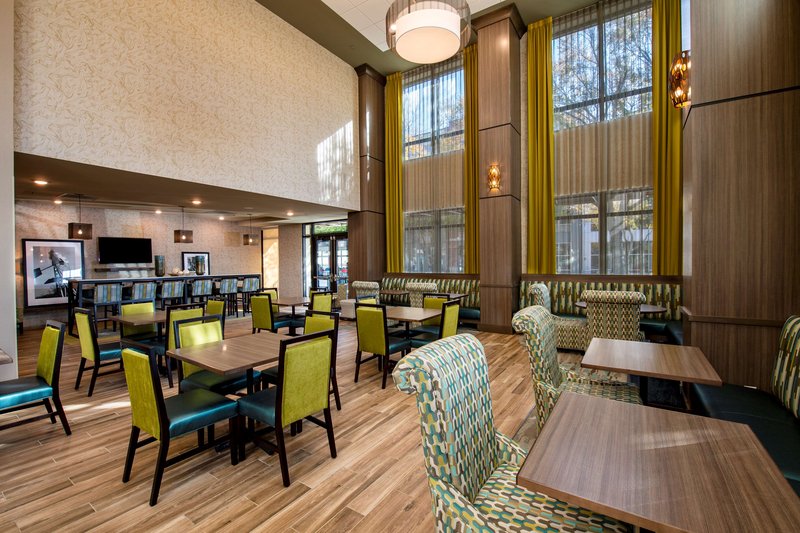 hampton inn and suites keller town center