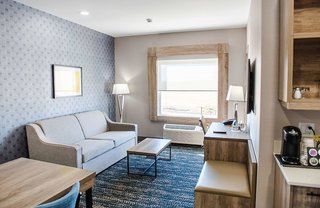 best western premier executive residency medicine hat