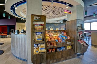 tru by hilton monroe