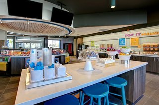 tru by hilton monroe