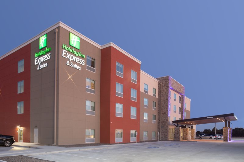 Holiday Inn Express & Suites Goodland I-70