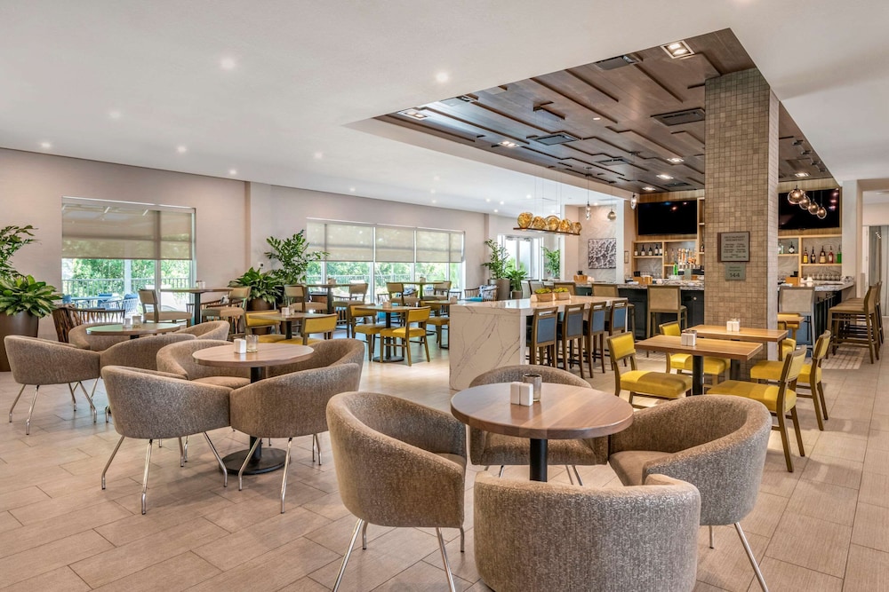 cambria hotel orlando airport