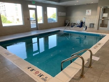 avid hotels denver airport area an ihg hotel
