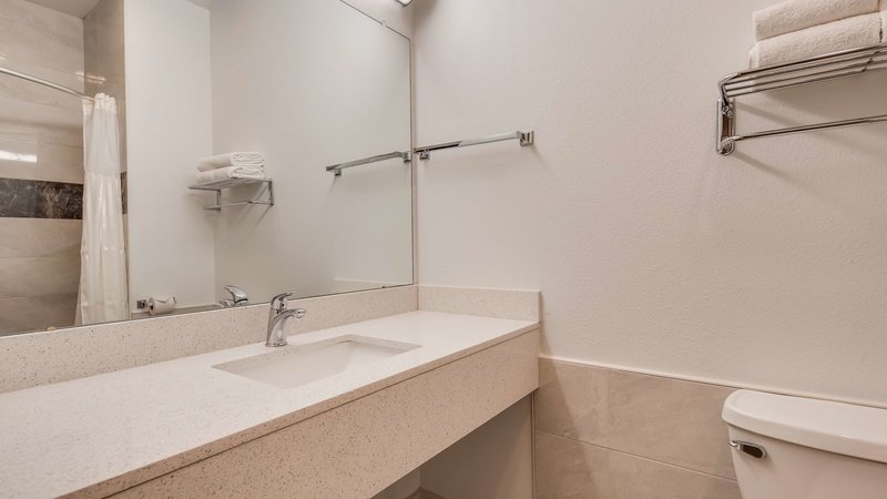 surestay hotel by best western baytown