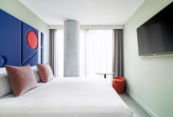 quincy hotel melbourne