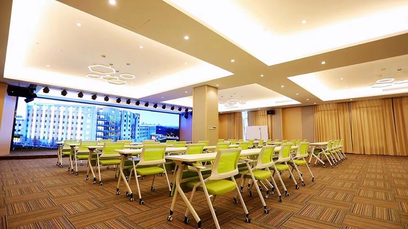 holiday inn shanghai dishui lake an ihg hotel