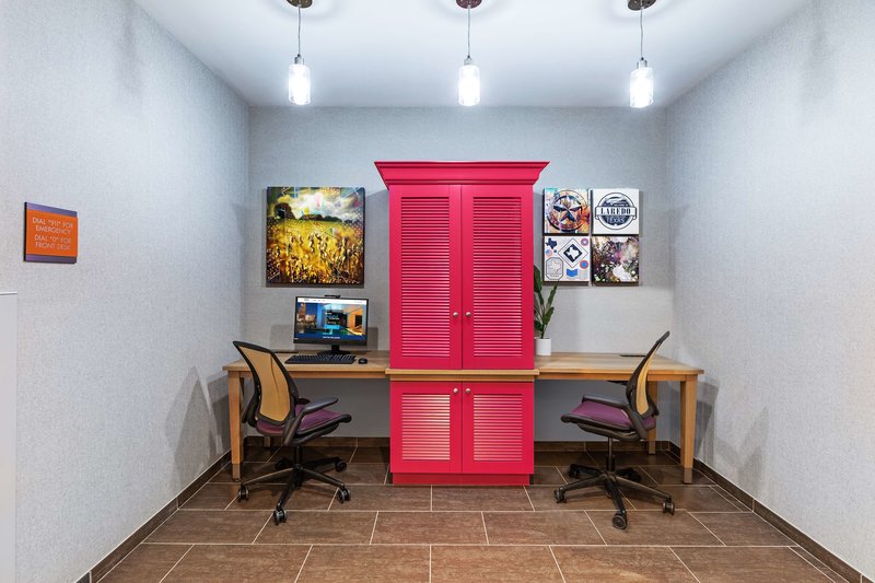 home2 suites by hilton laredo airport