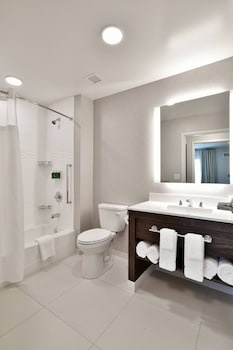 residence inn by marriott eau claire