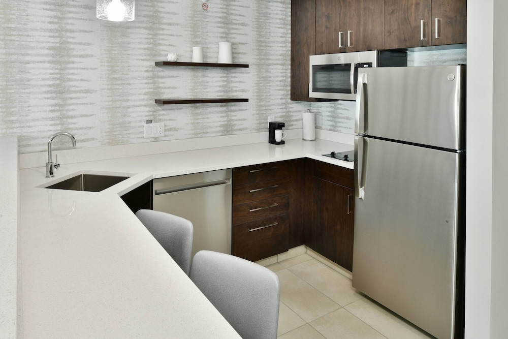 residence inn by marriott eau claire