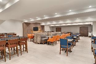 Holiday Inn Express Jamaica - Jfk Airtrain - Nyc,New York>>Jamaica,2.5 star