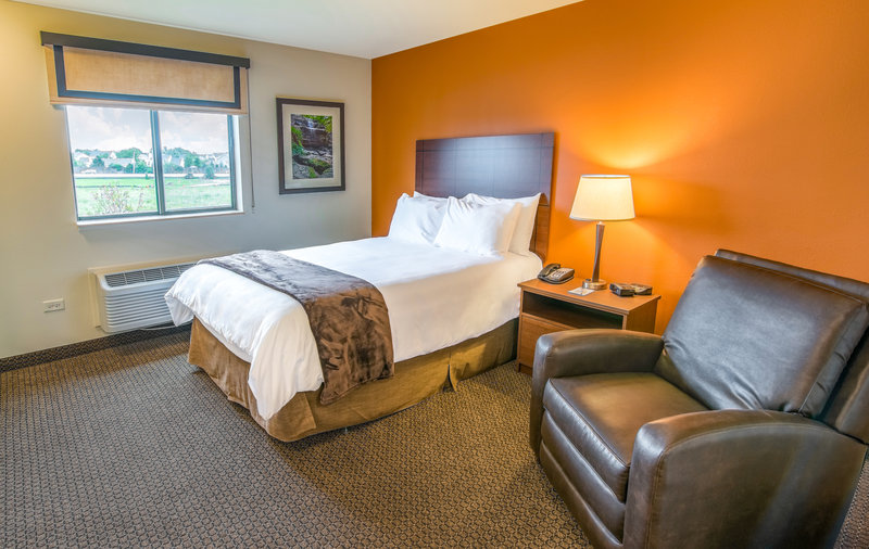 my place hotel shakopee mn