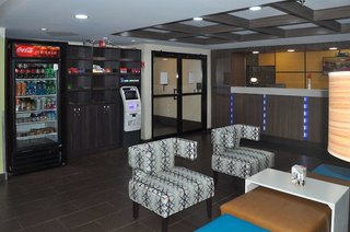 clarion pointe savannah gateway i 95