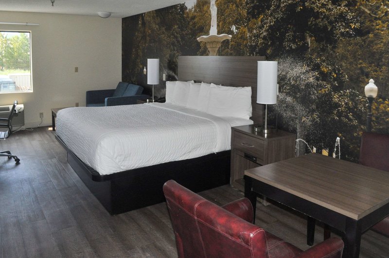 clarion pointe savannah gateway i 95