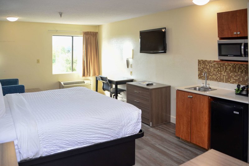 clarion pointe savannah gateway i 95