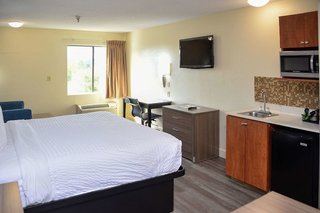 clarion pointe savannah gateway i 95