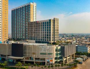 Hilton Garden Inn Jakarta Taman Palem,Tangerang>>Jakarta,4 star