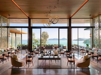 v villas phuket mgallery