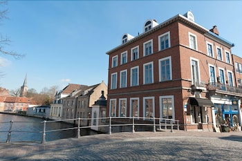 canalview hotel ter reien