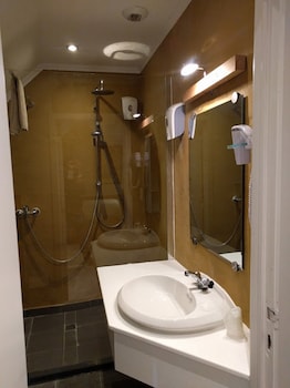 canalview hotel ter reien