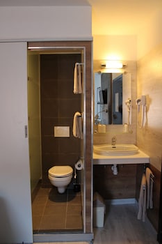 canalview hotel ter reien