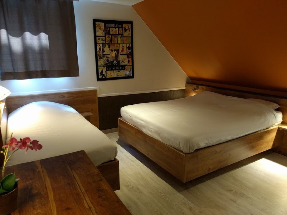 canalview hotel ter reien