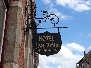 hotel jan brito