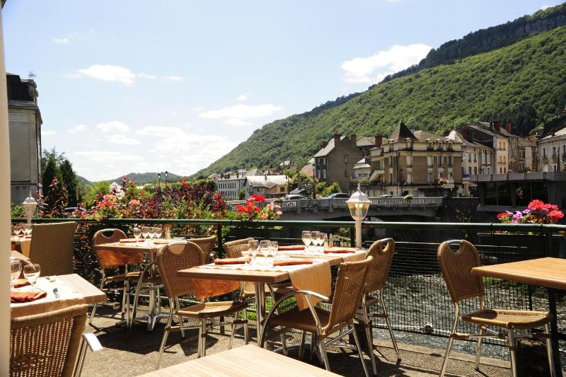 Central Hotel,Correze>>Bort-Les-Orgues,3 star