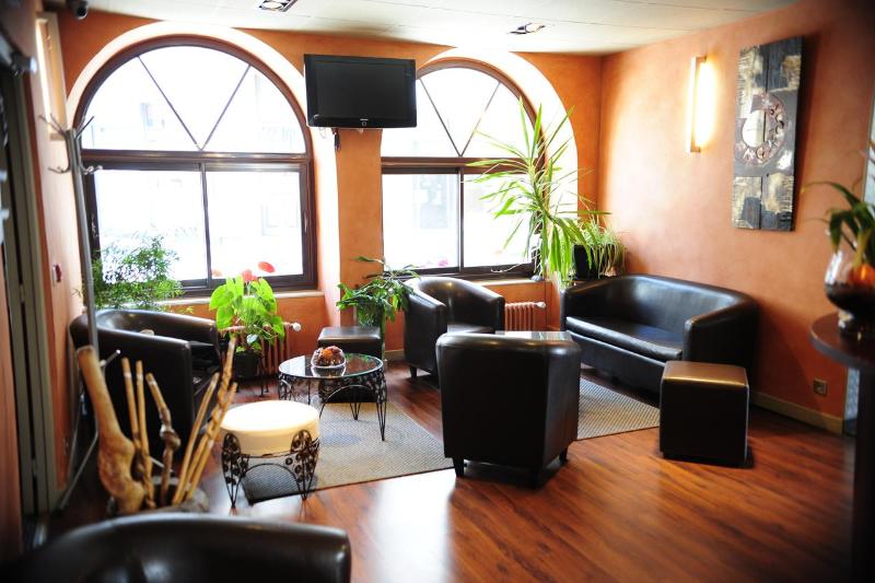 Central Hotel,Correze>>Bort-Les-Orgues,3 star