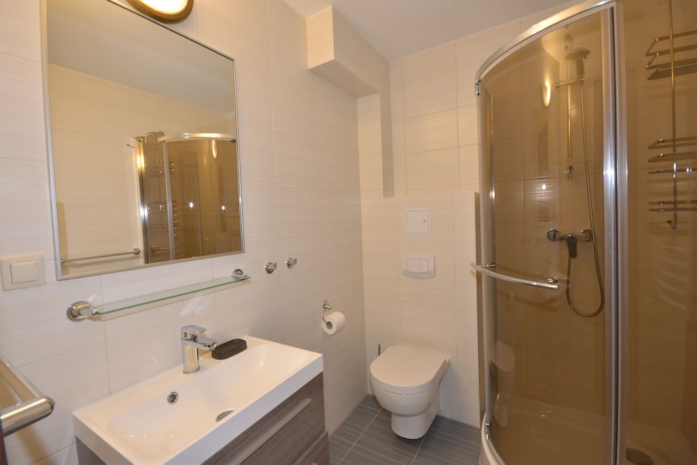 poduszka apartamenty zielony dom