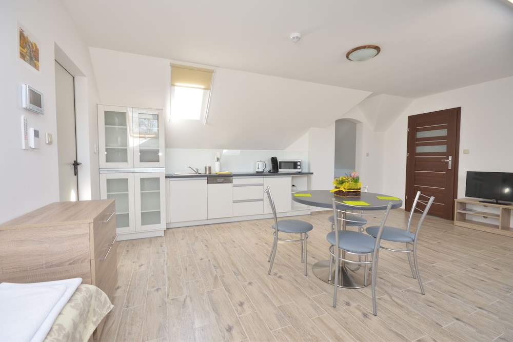 poduszka apartamenty zielony dom