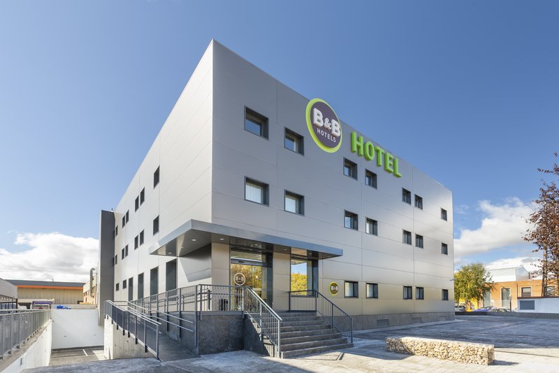 b and b hotel madrid alcorcon