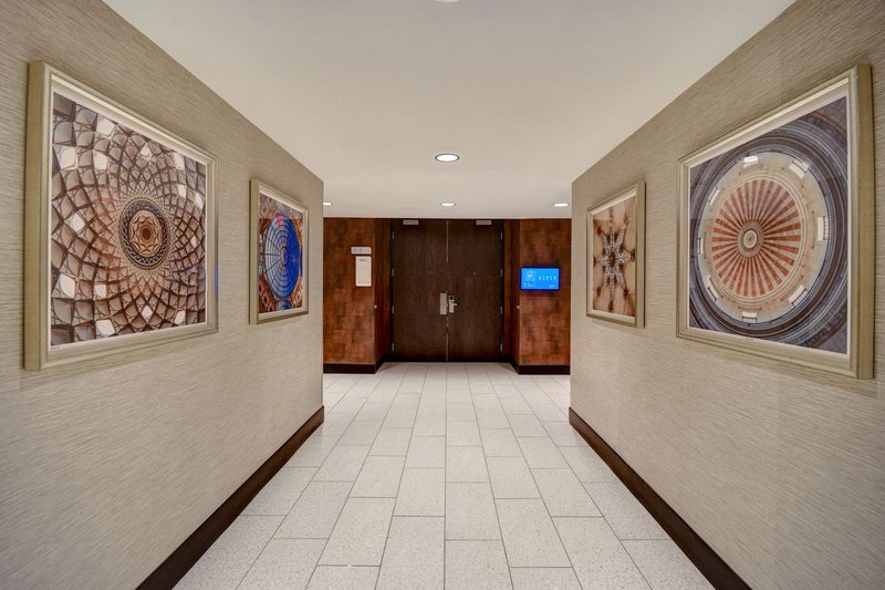 hilton garden inn kalamazoo