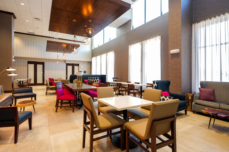 hampton inn and suites aurora south denver