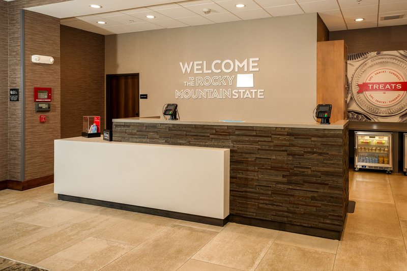 hampton inn and suites aurora south denver